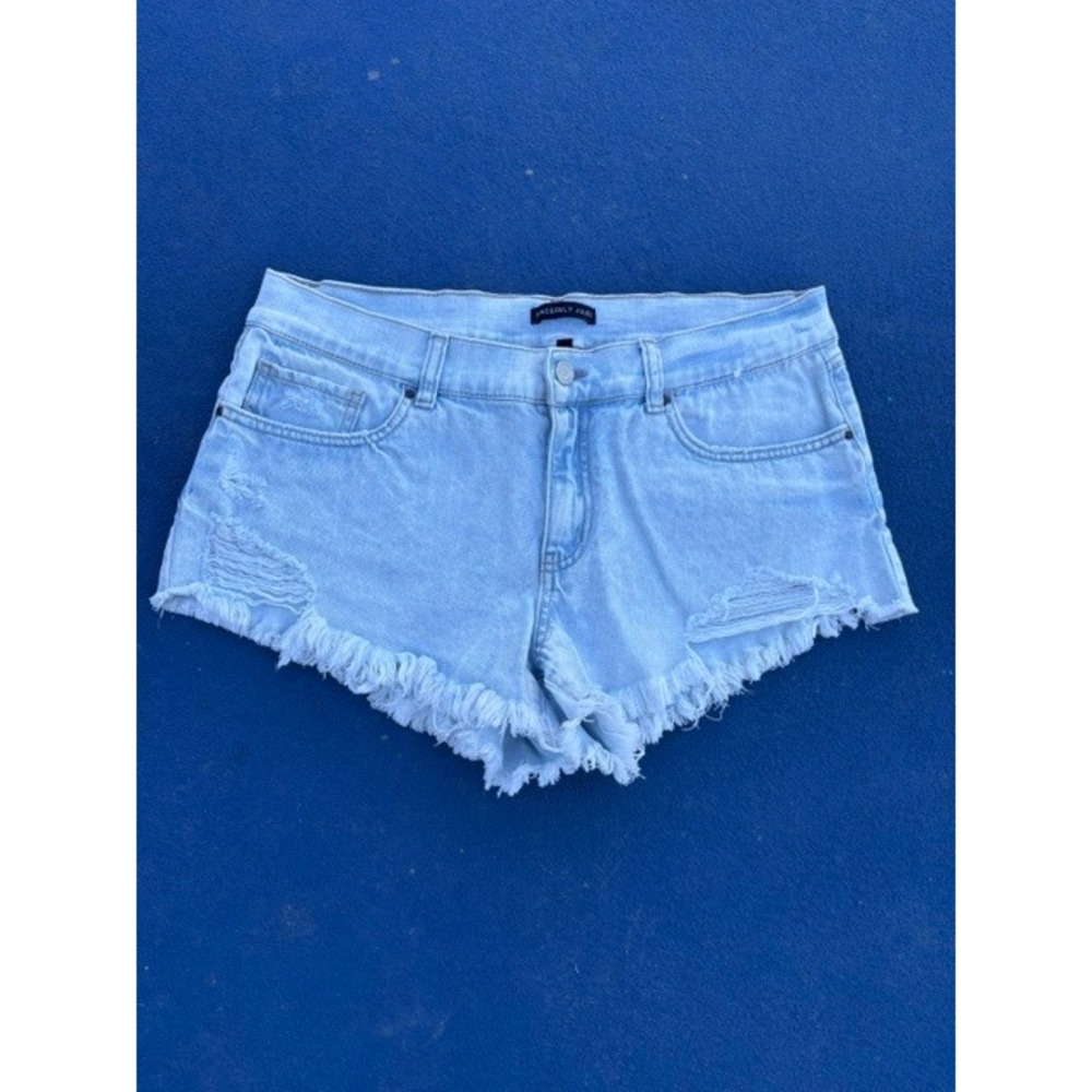 Sincerely Jules Womens Light Wash Distressed Denim Cut Off‎ Shorts Size 11/30
